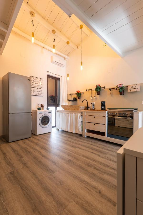 Elly Holiday House Палермо Екстер'єр фото
